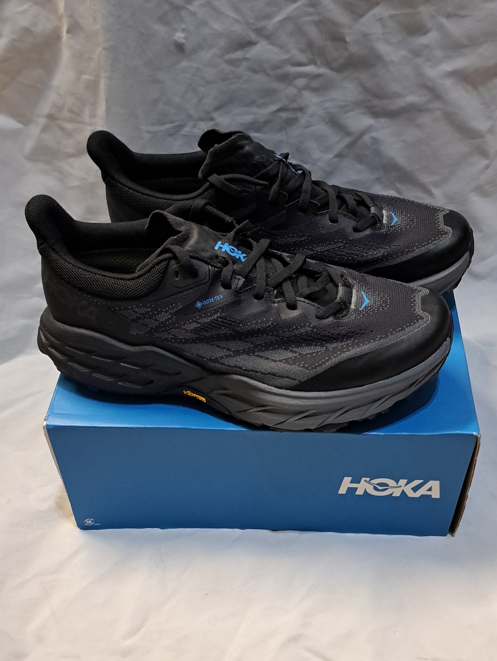 New HOKA One One Speedgoat 5 GTX Spike Winter Trail Running Shoes Men's 8.5